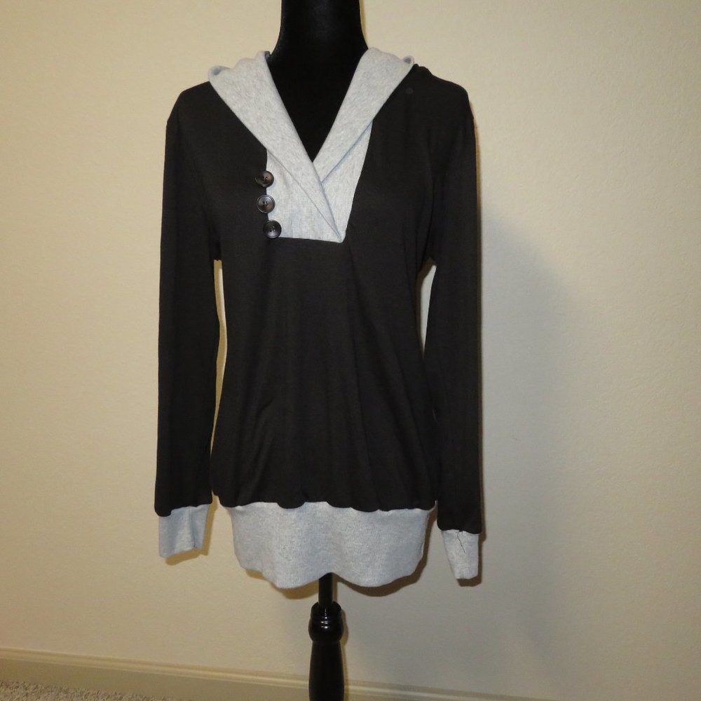 Timeson- Gray Long Sleeve V-Neck sz XL